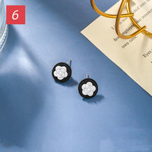 Load image into Gallery viewer, Romantic White Flower Earrings - The World's Shop