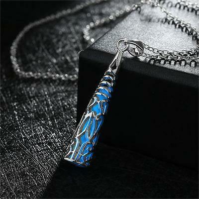 Fluorescent stone necklace - The World's Shop