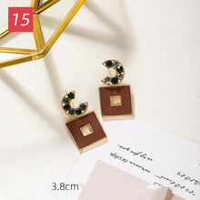 Load image into Gallery viewer, Earrings Warm Caramel Earrings - The World&#39;s Shop
