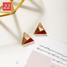 Load image into Gallery viewer, Earrings Warm Caramel Earrings - The World&#39;s Shop
