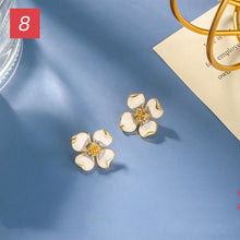 Load image into Gallery viewer, Romantic White Flower Earrings - The World&#39;s Shop
