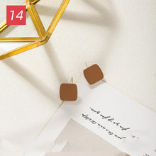 Load image into Gallery viewer, Earrings Warm Caramel Earrings - The World&#39;s Shop

