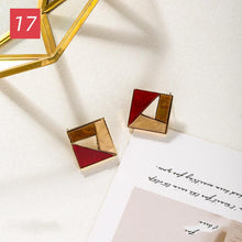 Load image into Gallery viewer, Earrings Warm Caramel Earrings - The World&#39;s Shop
