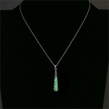 Load image into Gallery viewer, Fluorescent stone necklace - The World&#39;s Shop

