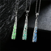 Load image into Gallery viewer, Fluorescent stone necklace - The World&#39;s Shop
