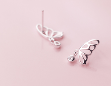 Load image into Gallery viewer, Butterfly earrings - The World&#39;s Shop
